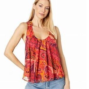 🆕 FREE PEOPLE STRAWBERRY PRINT TOP ( Sz XS )